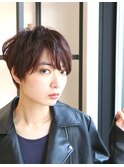 小顔効果大人のショートスタイル