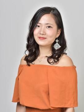 シェパパ サクレクール 中川店(chez papa) 清潔感のある暗髪に艶のあるパーマスタイル