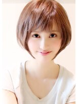 ３０代・４０代・５０代に人気シルエットが綺麗なショートボブ
