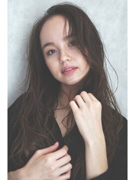 ディスオモテサンドウ 表参道(This OMOTESANDO) 【This OMOTESANDO表参道】大人可愛いシックブラウン★表参道