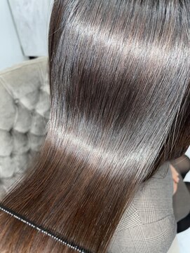 エスカーラ 表参道(THE ESCALA) 相田担当髪質改善トリートメントリアルお客様!675