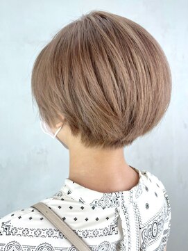 アイティーバイアルバム 松戸店(IT by ALBUM) ショートベージュ_マッシュショートフェザーバング_ba345661