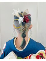 ユーリ(JUURI)&nbsp;成人式ヘア / 卒業式ヘア / ヘアアレンジ / ヘアセット