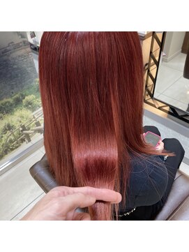 アールモンドヘア新世界 ♯カシスレッド