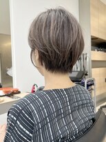 グラフ 蔵前(GRAFF) 大人可愛い20代30代ハイライト_ふんわりショート【GRAFF蔵前】