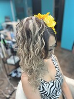 リエラ 新宿(RIERA)&nbsp;盛り髪