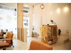 'cotton' hair este salon【コットン】