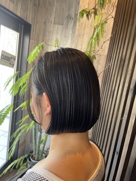 イスト(hair salon ist) ぱっつんボブ　切りっぱなしボブ　グラボブ　ミニボブ