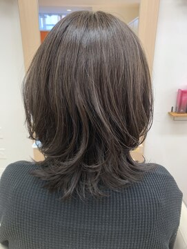 アメイジングヘアー 中沢店(AMAZING HAIR) アッシュグレージュ/透明感/ミディアムレイヤー/くびれヘア/小顔
