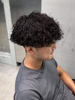 フィフス 天神大名(fifth)&nbsp;強めのカール感で作るプードルパーマ×刈り上げマッシュ