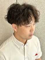 ニアウ 太田店(Niau)&nbsp;波巻きスパイラルパーマセンターパート刈り上げ眉毛群馬太田