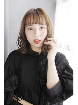 シュシュット(chouchoute) レイヤーカットウェットヘアデザインカラーオリーブベージュ/213