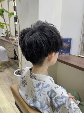 ヤコブ ヘアー(Jacob hair) 刈り上げマッシュスタイル