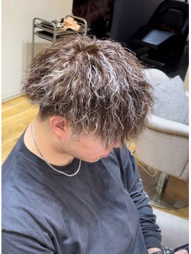 フィゼル あべのルシアス店(Aujua fizelle) ハイライト×ツイストスパイラルパーマ