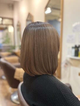 フリージア(freesia) ツヤ髪スタイル/ニュアンスカラー/髪質改善トリートメント