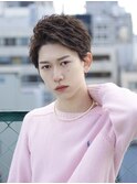 アップフェザーショート　アップバング