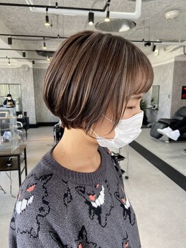 タイドヘアー 高槻店(TIDE HAIR) ハイライトカラー×ショートカット