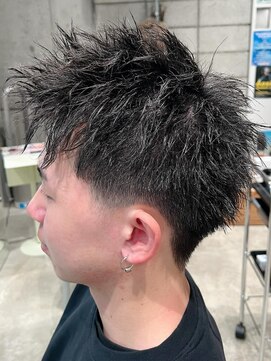 ライラ(Lyla) 重野guest Style 刈り上げソフトツイストスパイキーショート