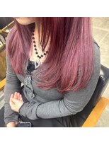 キャラ シャローネ 池袋(Chara Chalone)&nbsp;シャギーカット/ディープピンク/ブリーチカラー/【たいし】