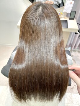 エレノア 梅田 大阪駅前第4ビル店(Eleanor) 酸性ストレート◎髪質改善