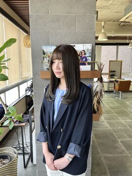 イロプラスソイ(iro + soi) オリーブグレージュ×重め前髪×レイヤー! iro+soiオオミダ!