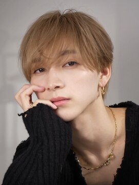 オーシャントーキョー 原宿(OCEAN TOKYO) ベージュカラーシースルーラウンドマッシュ