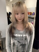 ビューズ(VIEWS)&nbsp;ロングヘアホワイトヘア/表参道南青山美容室/デザインカラー