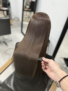 ダーツ(darts) darts_Ukyo/ストレートエステで乾かすだけの高級美髪に!