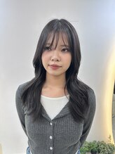 ジョイイチハチナナインユイル(JOY187 in YU1L)&nbsp;韓国レイヤーカット