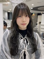 エアー 青山(AIR)&nbsp;透明感カラーアッシュグレージュレイヤーカット髪質改善