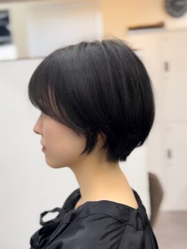 ファーストステップ 表参道(FIRST STEP) 韓国風ミニボブタンバルモリ切りっぱなしボブ前髪あり小顔ボブ