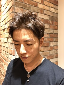 サニープレイスレオ(Sunny place Leo) 爽やかツーブロックネープレスショート