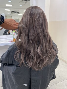 ノア(NOA by KENJE) ブリーチあり　中明度　パールピンク．