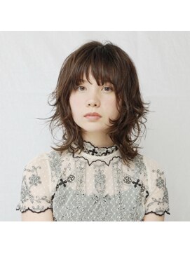 シゼン(shizen) 可愛らしいウルフレイヤースタイル