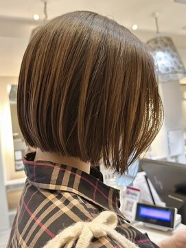 ジアン(GIEN) ぱつっとボブ/まとまりボブ@高岡