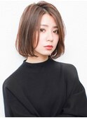 前下がりボブ・  内巻きワンカール・  ボブショート・暗髪