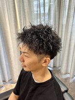 ベロ(Belo)&nbsp;無造作ツイストスパイラルアップバングツーブロック