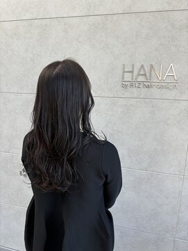 ハナバイリズ(HANA by RIZ) 透明感抜群◎オリーブグレージュ