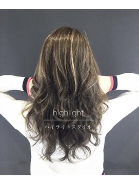 アンジェ(Ange) シルバー、グラデーション、エクステ、インナーカラー、イルミナ