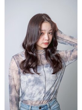 ルフュージュ バイ プロデュース 相模大野店(Refuge by Produce) チョコレートブラウン/ゆるふわウェーブ