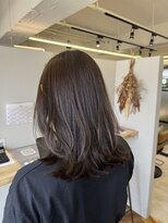 リジー(Litzy) ミディアムレイヤー【三國麗奈】