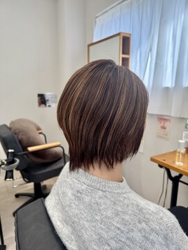 リアンドット(Lien.) ハイライトレイヤーボブスタイル