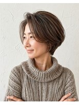 キャンパス(CANPUS)&nbsp;【藤枝エリア】大人ショート/白髪ぼかしハイライト/ショートボブ