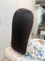 ウミネコ美容室 センター北hanare店(Umineko美容室) 赤み抑えたベージュのまとまりセミロング