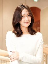 ReFa公式プレミアムサロン Zina横浜2nd 個室美容室 髪質改善レイヤーカット/髪質改善 くびれレイヤー韓国風ダークパープル 美髪【Zina横浜2nd】
