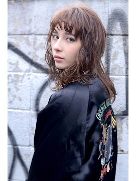 ベター(better) semi wet×layer nuance curl ミルクティーカラー　グランジmidi