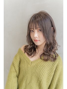 アメリ 新宿(Ameri) Ameri シアーミルクティーベージュ【新宿】