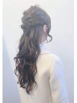 ニュートライズ(NEUTRIZE) ハーフアップ/ロング