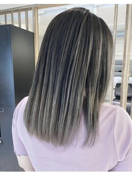 ロビィ 浦添店(LOBY) アッシュベージュ