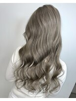 エゴル ナゴヤサカエ(ENGOL NAGOYA SAKAE)&nbsp;ホワイトグレージュ/ハイトーンカラー